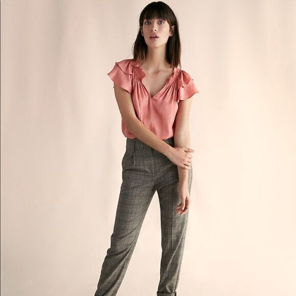 Express Tops - ✨4xHP✨Petite Smocked Satin Ruffle Blouse✨